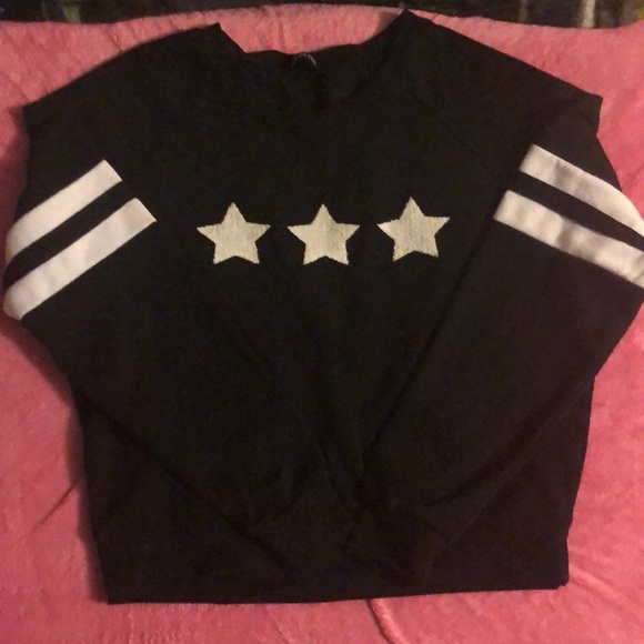 Long sleeve black shirt - Picture 1 of 1